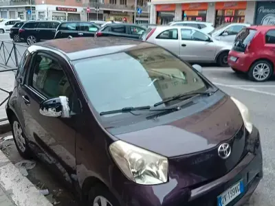 Usata Toyota iQ