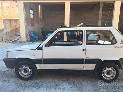 Usata Fiat Panda 4x4 45 CV (33 kW) 1994 Bianco Utilitaria