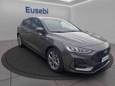 Usata Ford Focus ST-Line 125 CV (91 kW) 2023 Grigio scuro Berlina