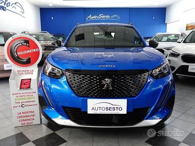 Usata Peugeot 2008 Allure 100 CV (73 kW) 2021 Blu SUV