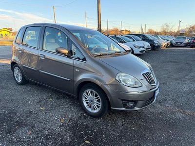 Usata Lancia Musa 95 CV (69 kW) 2009 Oro Monovolume