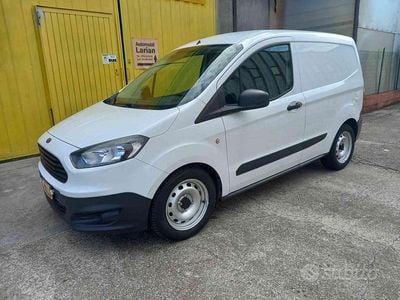 Usata Ford Transit Trend 76 CV (55 kW) 2015 Bianco Furgone
