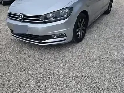 Usata VW Touran 102 CV (75 kW) 2016 Grigio Monovolume