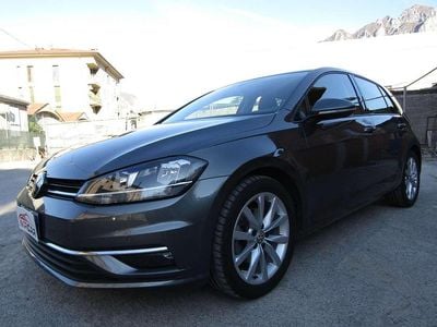 Usata VW Golf VII Executive 116 CV (85 kW) 2018 Indium grey metallizzato Berlina