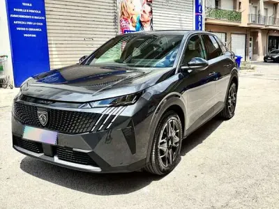 Usata Peugeot 3008 Allure 136 CV (100 kW) 2025 SUV