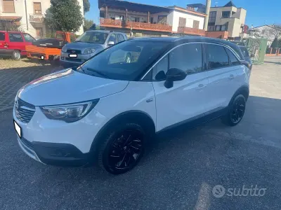 Usata Opel Crossland X Innovation 102 CV (75 kW) 2019 Bianco SUV