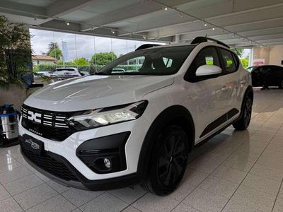 Nuova Dacia Sandero Expression 120 CV (88 kW) 2025 Bianco metallizzato Utilitaria