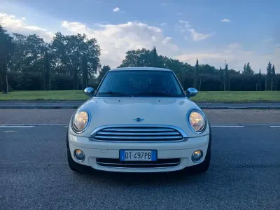 Usata Mini ONE Chili 95 CV (69 kW) 2009 Bianco Utilitaria