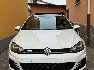 Bianco Usata 2017 VW Golf Sound Berlina | 14.100 € (Ottimo prezzo)