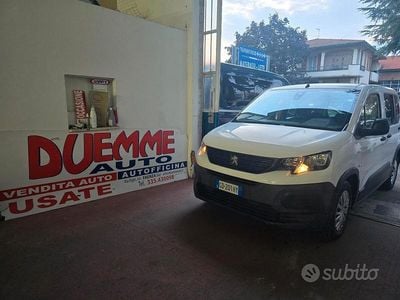 Usata Peugeot Rifter Allure 102 CV (75 kW) 2020 Bianco Monovolume
