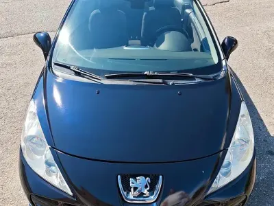 Usata Peugeot 207 CC 109 CV (80 kW) 2008 Bluazzurro Cabrio