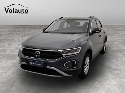 Usata VW T-Roc Life 150 CV (110 kW) 2025 Verde SUV