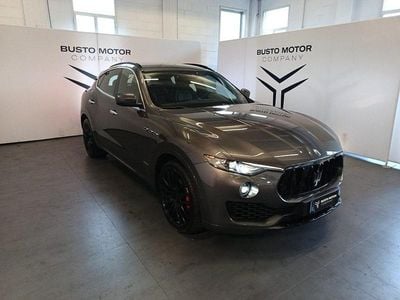 Usata Maserati Levante GranLusso 250 CV (183 kW) 2018 Grigio SUV