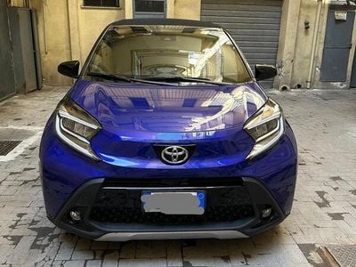 Usata Toyota Aygo X Lounge 72 CV (52 kW) 2024 Blu/azzurro SUV