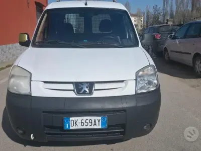 Usata Peugeot Partner 90 CV (66 kW) 2007 Bianco Monovolume