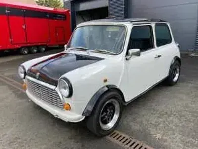 Usata Austin Mini 61 CV (44 kW) 1987 Bianco Berlina