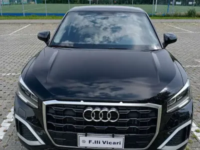 Usata Audi Q2 Advanced 150 CV (110 kW) 2023 Nero brillante SUV