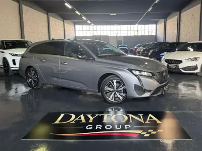 Usata Peugeot 308 SW GT 131 CV (96 kW) 2022 Other Station wagon