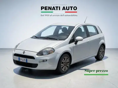Usata Fiat Punto Easy 69 CV (50 kW) 2012 Argento Utilitaria