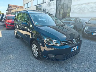 Usata VW Touran Comfortline 105 CV (77 kW) 2014 Blu Monovolume