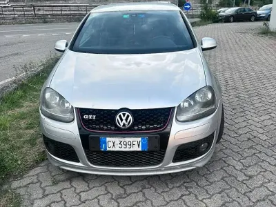 Usata VW Golf IV GTI 200 CV (147 kW) 2005 Grigio Berlina