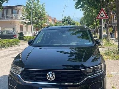 Usata VW T-Roc 150 CV (110 kW) 2017 Nero SUV