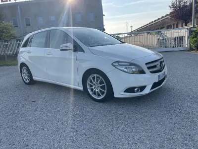 Usata Mercedes B180 Premium 109 CV (80 kW) 2013 Other Utilitaria