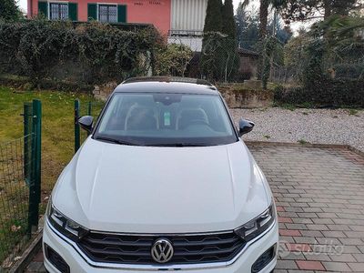 Usata VW T-Roc 115 CV (84 kW) 2019 Bianco SUV