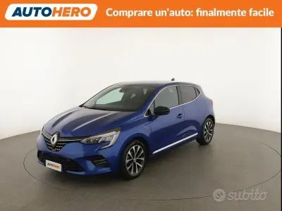 Usata Renault Clio V Techno 91 CV (66 kW) 2023 Blu/azzurro Berlina