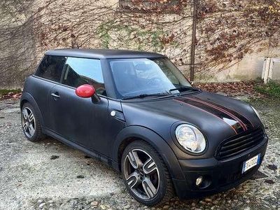 Begagnad Mini ONE 95 HK (69 kW) 2010 Svart Halvkombi