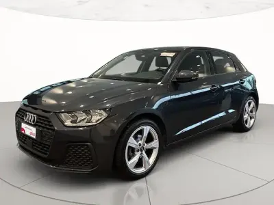 Usata Audi A1 Sportback Admired 95 CV (69 kW) 2022 Grigio manhattan metallizzato Utilitaria