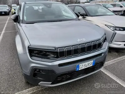 Usata Jeep Avenger EV Summit 114 kW (156 CV) 2025 Grigio SUV