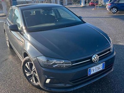 Usata VW Polo 95 CV (69 kW) 2019 Grigio Utilitaria