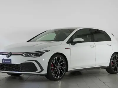 Usata VW Golf VIII 245 CV (180 kW) 2022