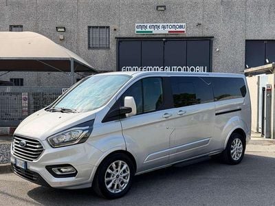 Usata Ford Tourneo Custom Titanium 131 CV (96 kW) 2018 Argento fioretto metallizzato Furgone