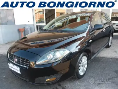 Usata Fiat Croma Dynamic 120 CV (88 kW) 2010 Nero Station wagon