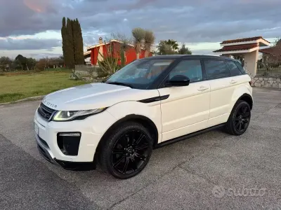 Usata Land Rover Range Rover evoque Pure 179 CV (131 kW) 2017 Bianco Station wagon