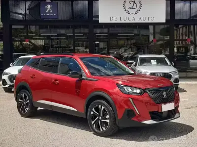 Usata Peugeot 2008 Allure 131 CV (96 kW) 2022 Grigio SUV