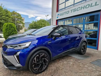 Usata Renault Captur Esprit Alpine 94 CV (69 kW) 2024 Blue metallic & black SUV