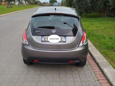 Usata Lancia Ypsilon 95 CV (69 kW) 2011 Grigio Utilitaria