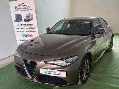 Usata Alfa Romeo Giulia Super 160 CV (117 kW) 2018 Marrone Berlina