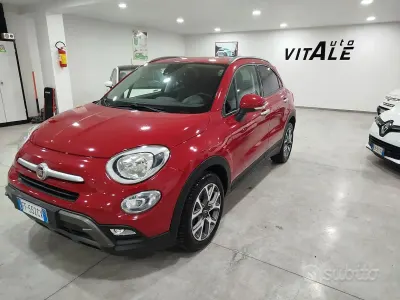 Usata Fiat 500X Cross 120 CV (88 kW) 2016 Rosso SUV