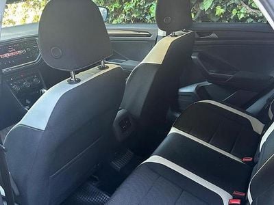 Usata VW T-Roc 150 CV (110 kW) 2020 Grigio SUV