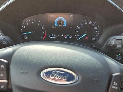 Usata Ford Kuga 120 CV (88 kW) 2020 Nero SUV