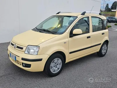 Usata Fiat Panda Dynamic 60 CV (44 kW) 2010 Giallo Utilitaria