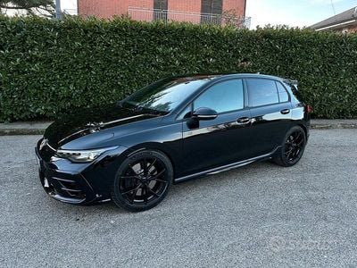 Usata VW Golf VIII Black Edition 333 CV (244 kW) 2025 Berlina
