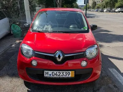 Usata Renault Twingo Intens 69 CV (50 kW) 2019 Rosso Utilitaria