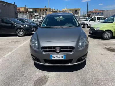 Usata Fiat Croma Active 120 CV (88 kW) 2009 Grigio Station wagon
