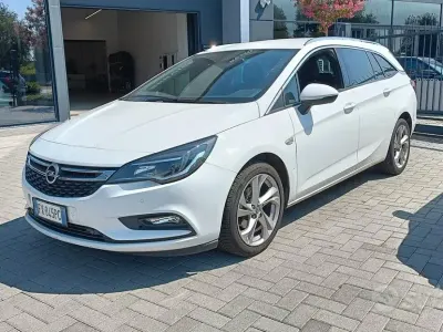 Usata Opel Astra Sport 110 CV (80 kW) 2019 Station wagon