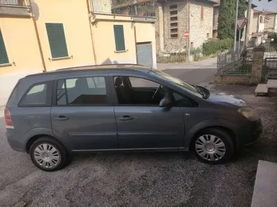 Usata Opel Zafira